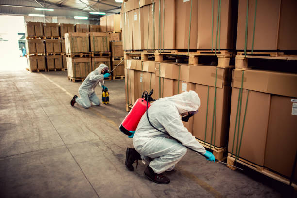 Best Commercial Pest Control Services  in Oak Hills, CA
